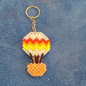 Hot air balloon keychain